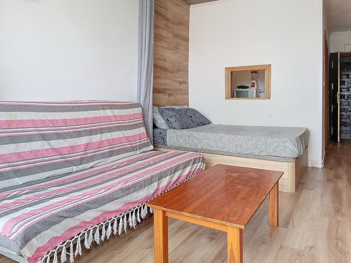 Se vende Estudio Planta Superior  en Costa Del Sol, Málaga, España