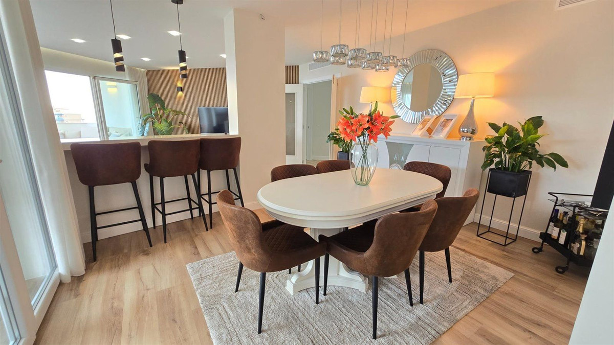 4 Bed Apartment for sale in Benalmadena Costa Del Sol, Málaga, Spain