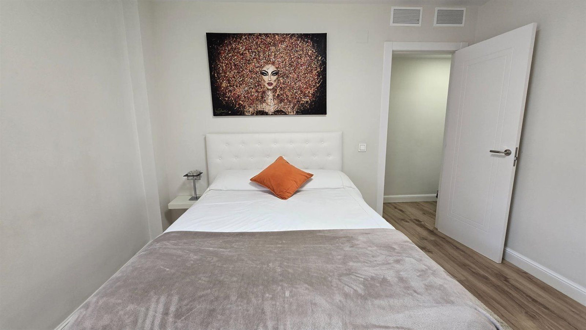 4 Bed Apartment for sale in Benalmadena Costa Del Sol, Málaga, Spain