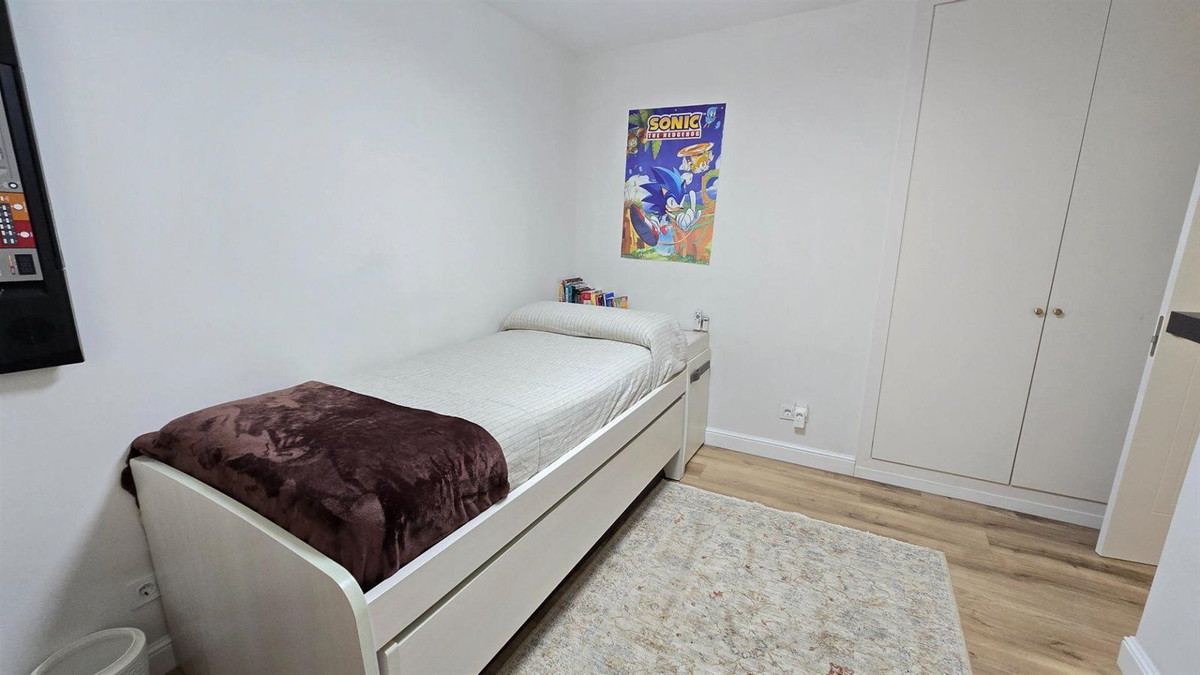 4 Bed Apartment for sale in Benalmadena Costa Del Sol, Málaga, Spain