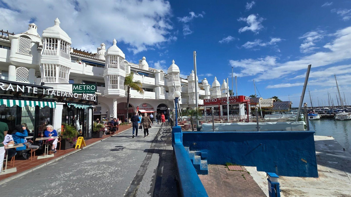 Se vende Oficina  en Costa Del Sol, Málaga, España
