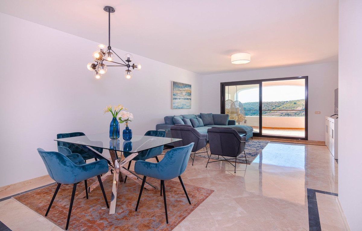 Se vende Apartamento Planta Media de 3 dormitorios en Costa Del Sol, Málaga, España