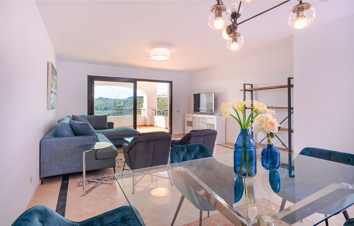 Se vende Apartamento Planta Media de 3 dormitorios en Costa Del Sol, Málaga, España