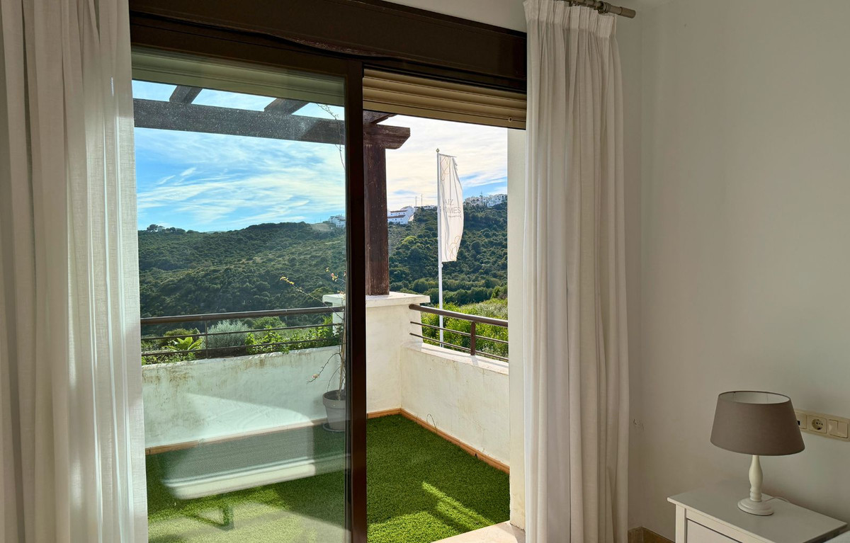Se vende Apartamento Planta Media de 3 dormitorios en Costa Del Sol, Málaga, España