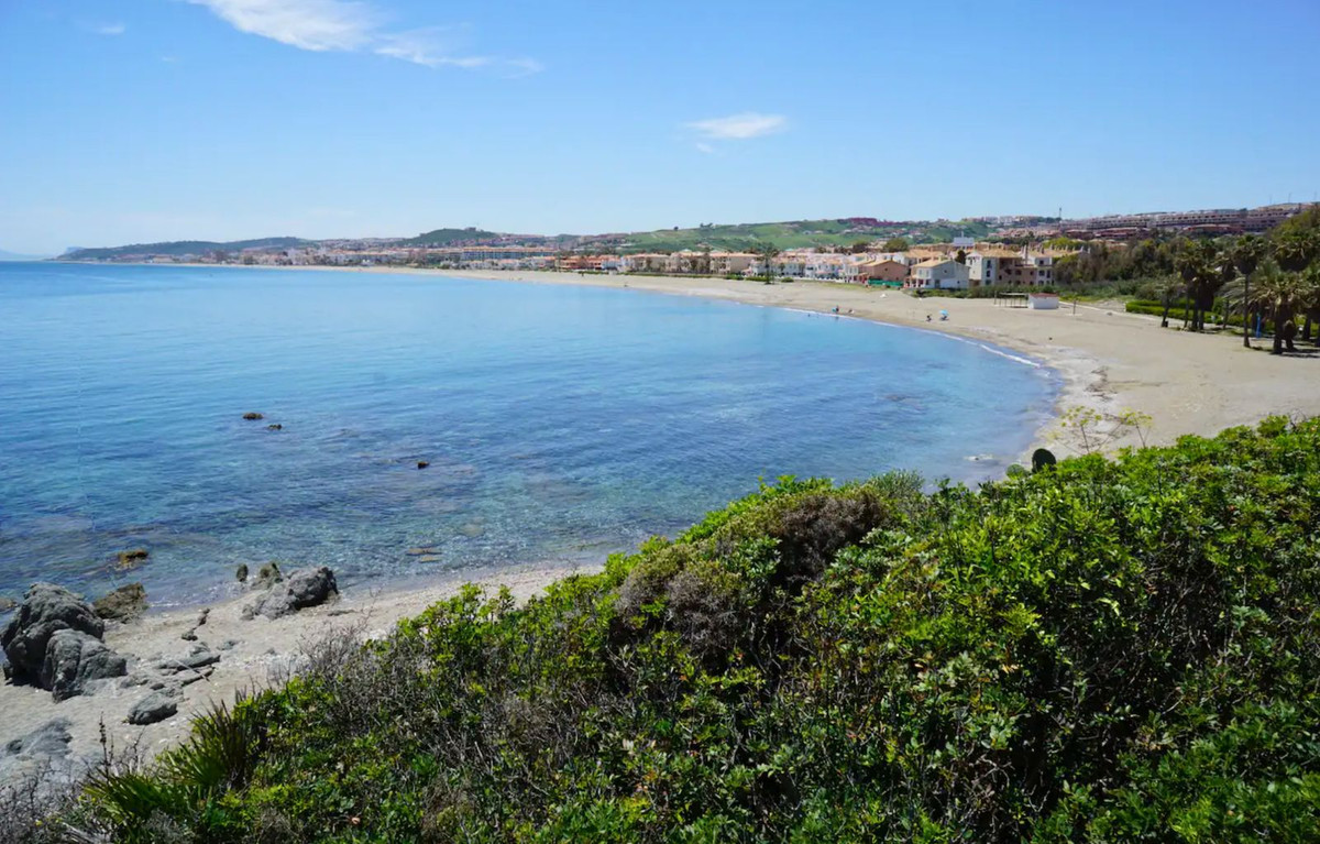 Se vende Apartamento Planta Media de 3 dormitorios en Costa Del Sol, Málaga, España