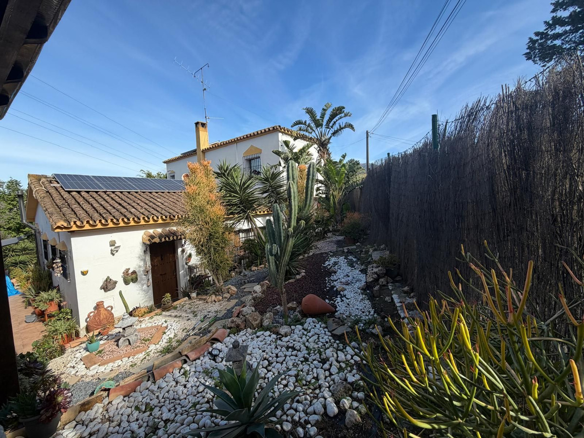 5 Bed Townhouse for sale in Mijas Costa Del Sol, Málaga, Spain