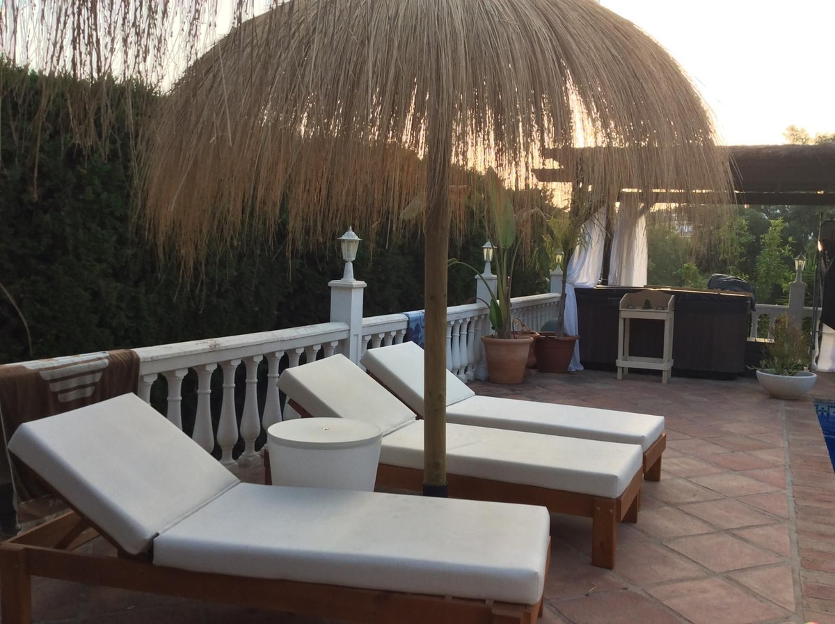 5 Bed Townhouse for sale in Mijas Costa Del Sol, Málaga, Spain