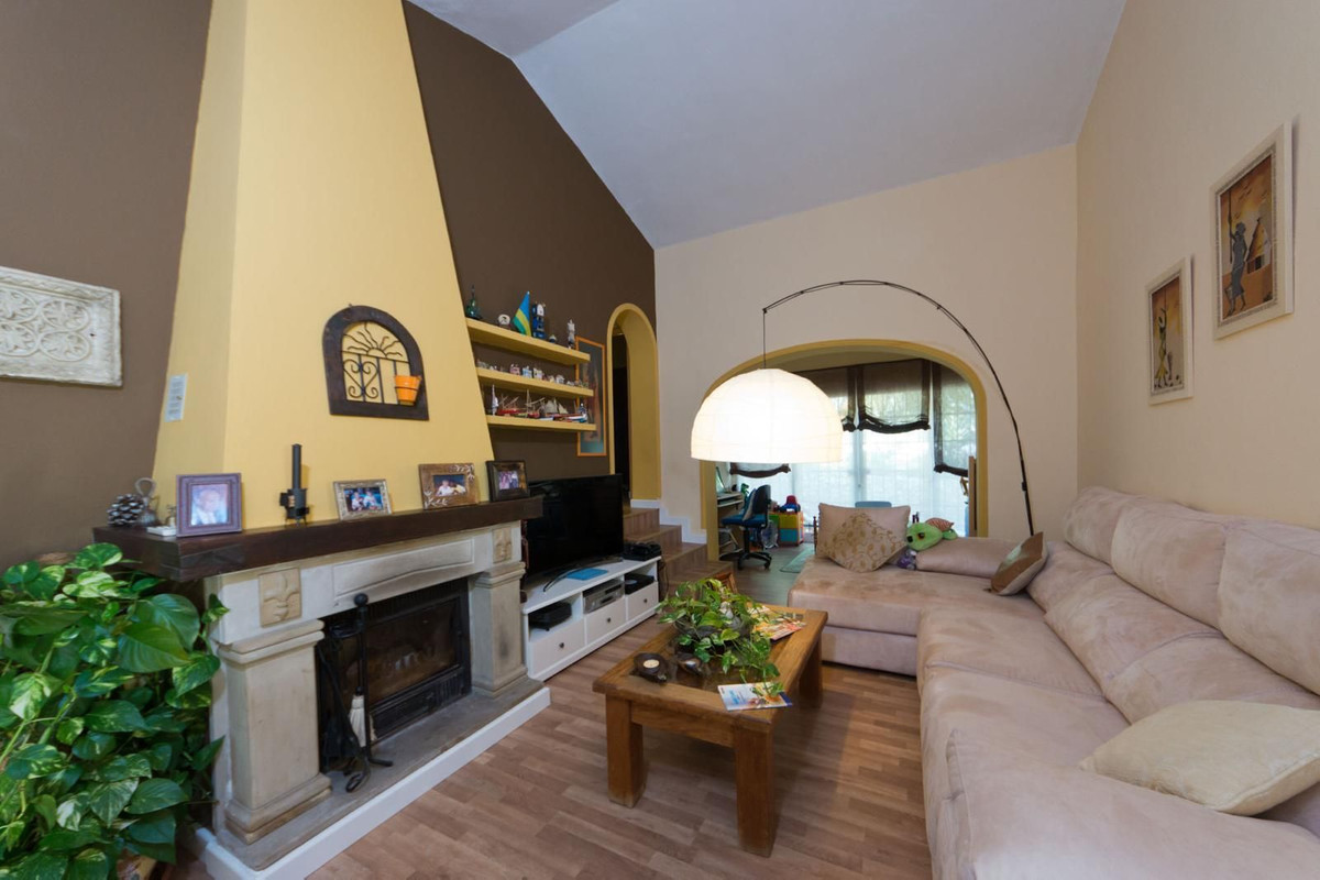 5 Bed Townhouse for sale in Mijas Costa Del Sol, Málaga, Spain