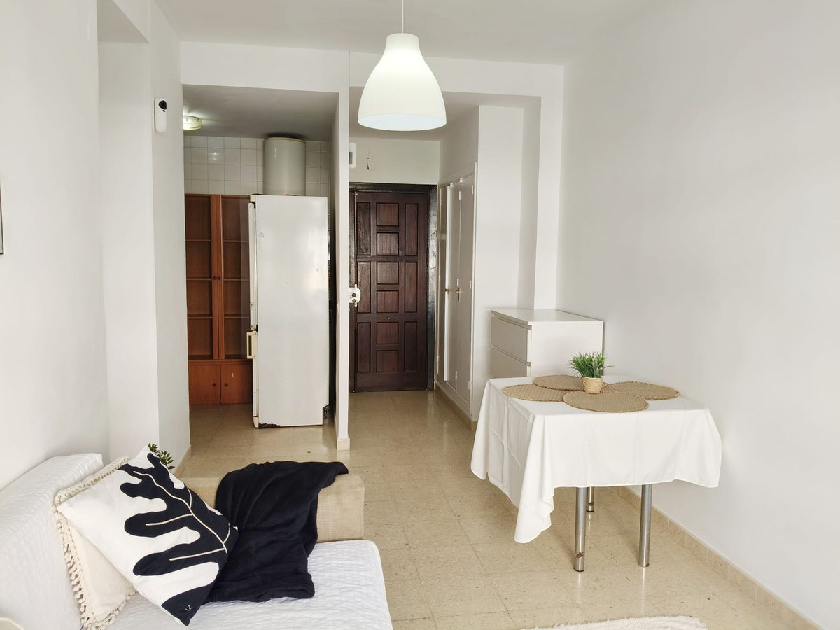 Se vende Apartamento Planta Media de 1 dormitorios en Costa Del Sol, Málaga, España