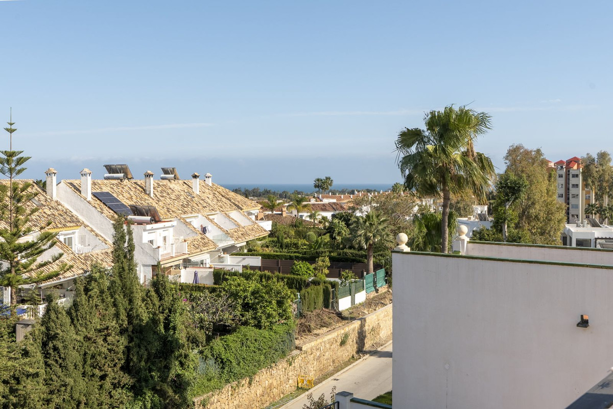 Se vende Apartamento en Planta Última de 3 dormitorios en Costa Del Sol, Málaga, España
