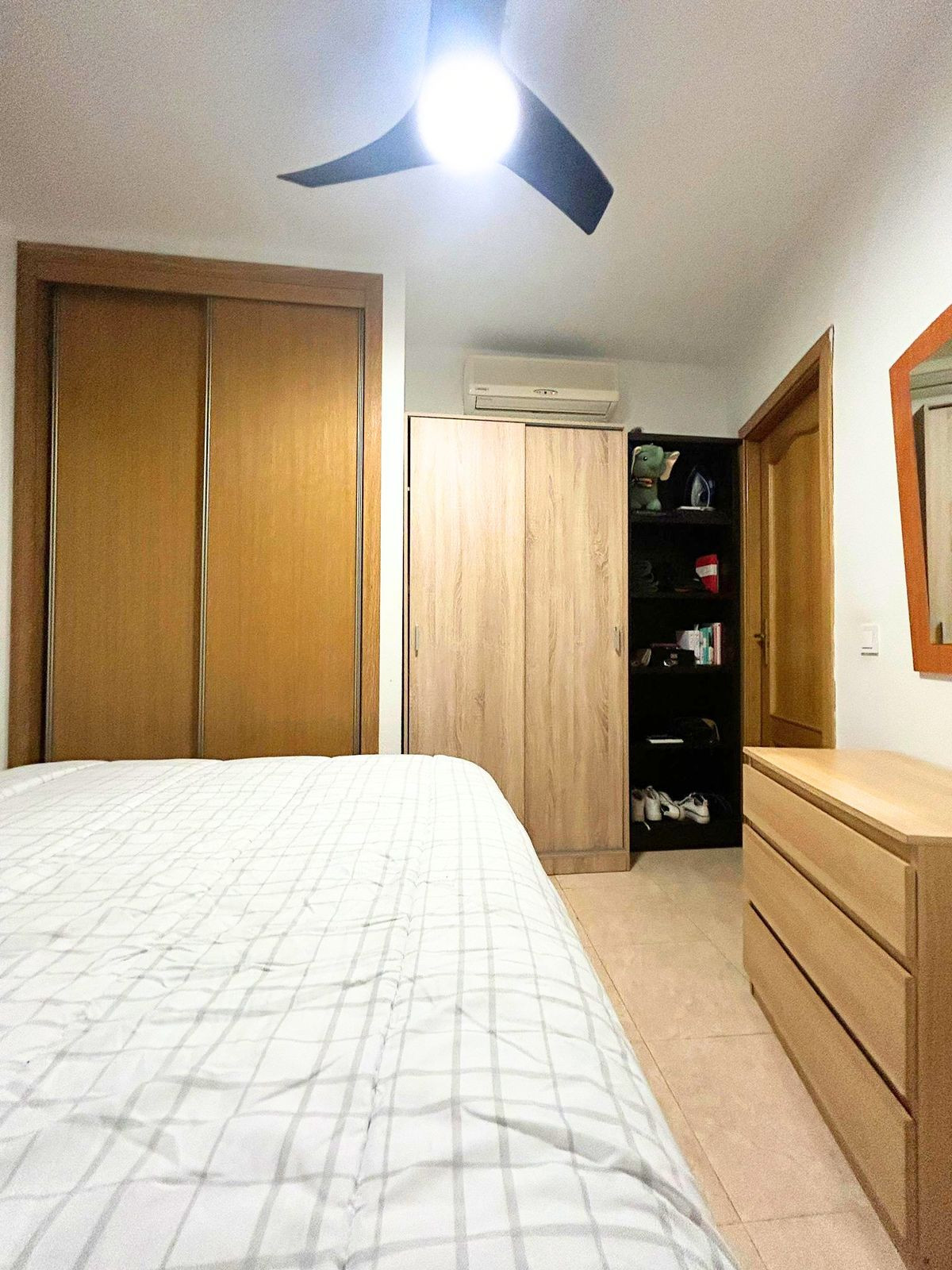 Se vende Apartamento Planta Media de 2 dormitorios en Costa Del Sol, Málaga, España