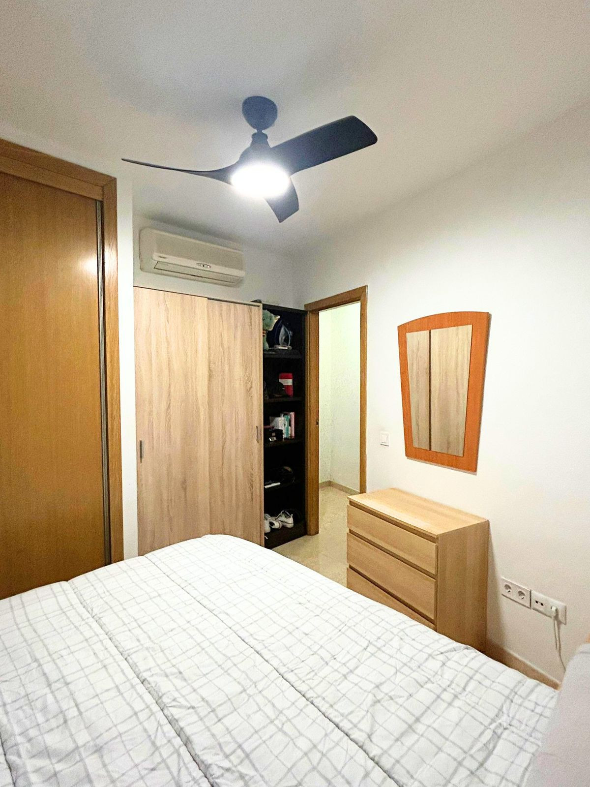 Se vende Apartamento Planta Media de 2 dormitorios en Costa Del Sol, Málaga, España