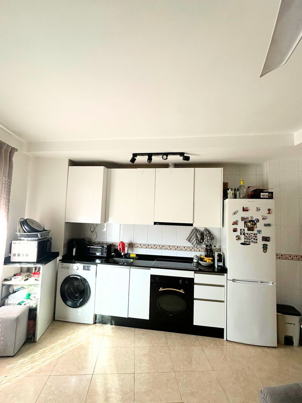 Se vende Apartamento Planta Media de 2 dormitorios en Costa Del Sol, Málaga, España