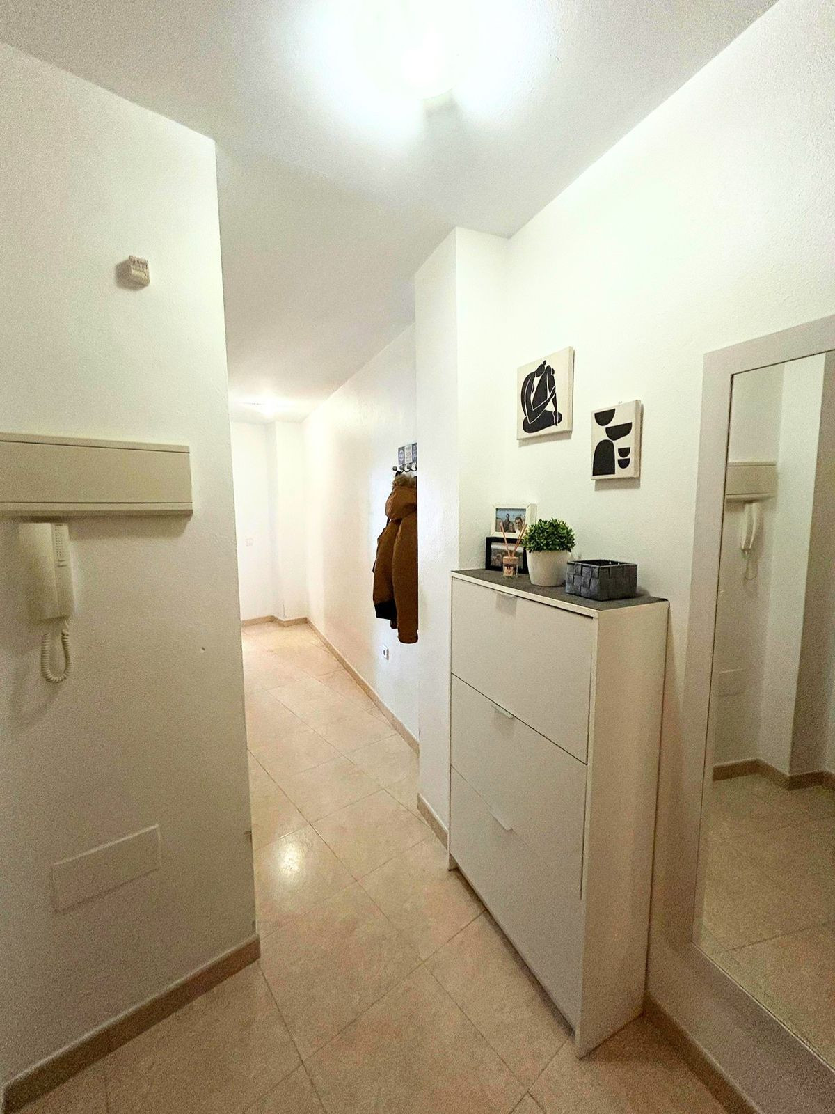 Se vende Apartamento Planta Media de 2 dormitorios en Costa Del Sol, Málaga, España