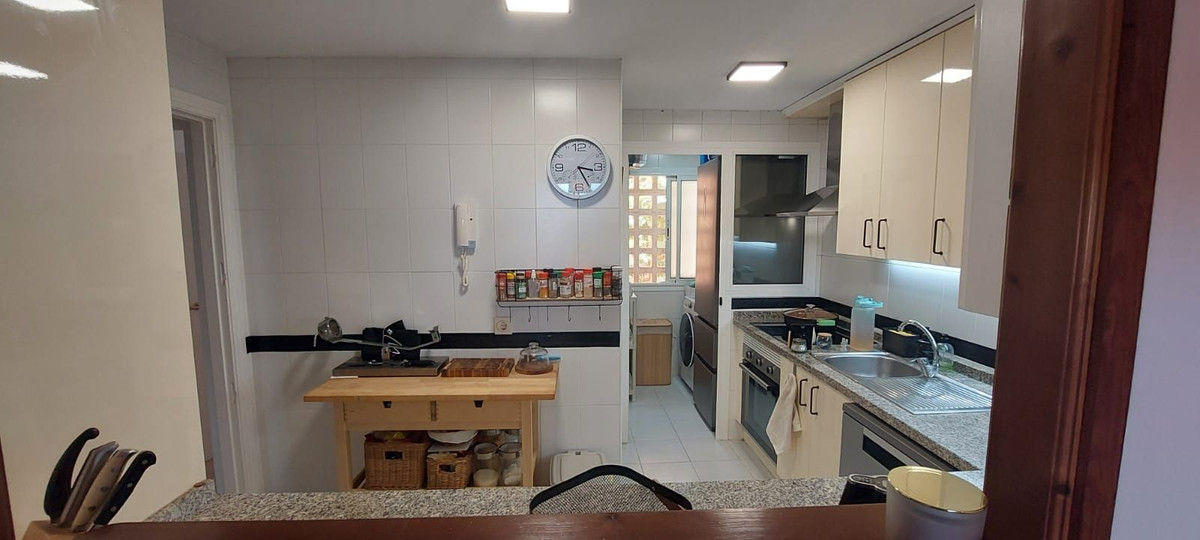 2 Bed Apartment for sale in La Duquesa Costa Del Sol, Málaga, Spain