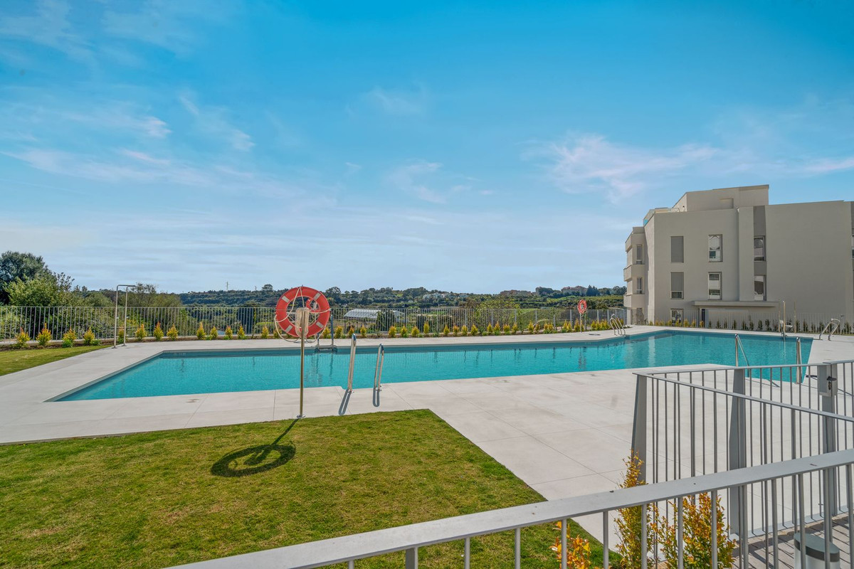Se vende Apartamento Planta Baja de 2 dormitorios en Costa Del Sol, Málaga, España