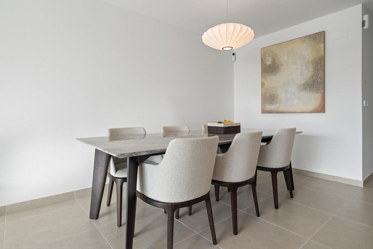 Se vende Apartamento Planta Baja de 2 dormitorios en Costa Del Sol, Málaga, España