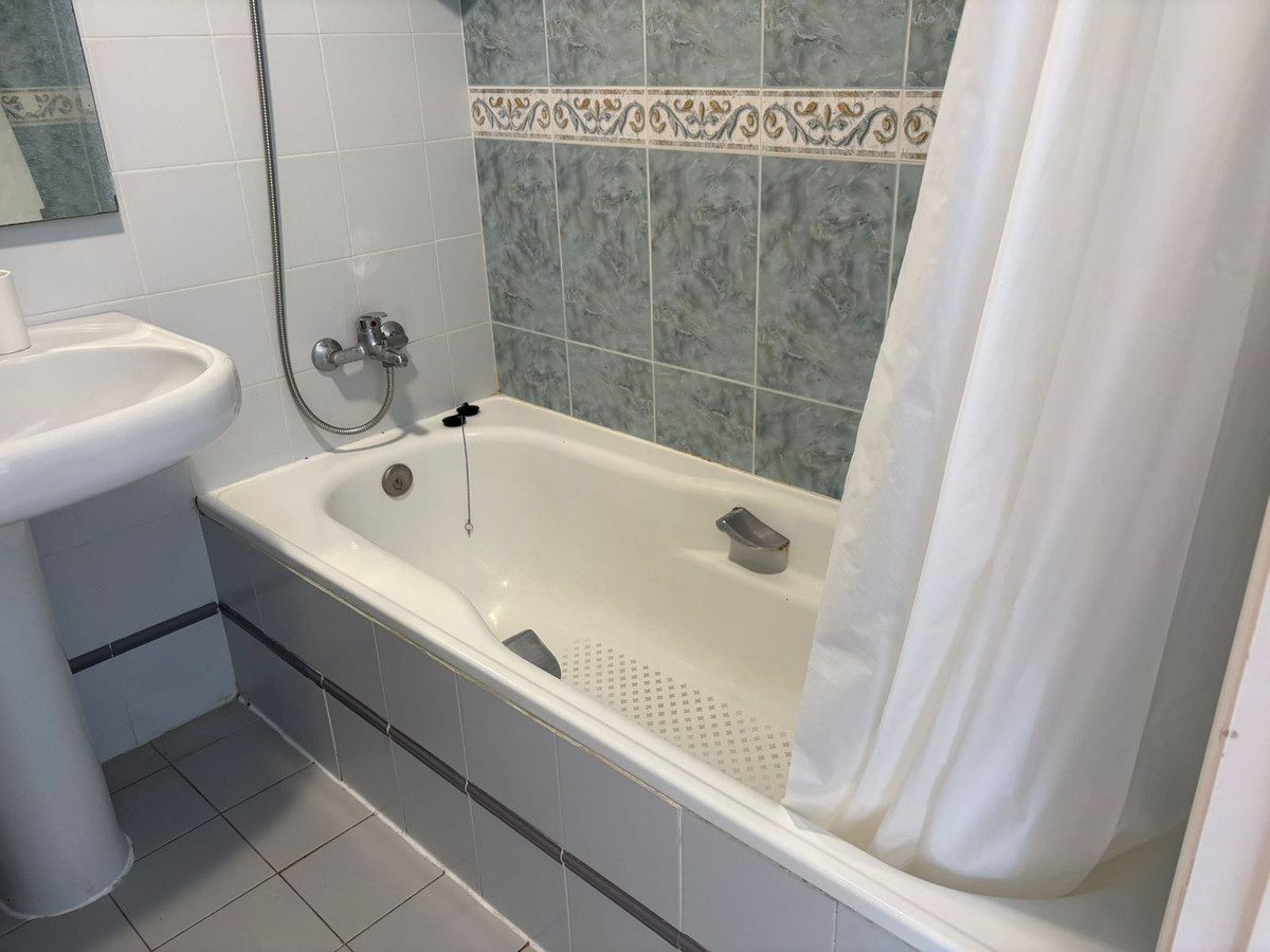 Se vende Dúplex de 2 dormitorios en Costa Del Sol, Málaga, España