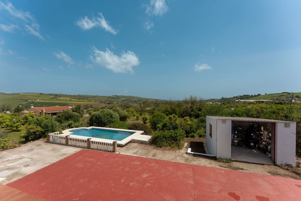 4 Bed Townhouse for sale in Coín Costa Del Sol, Málaga, Spain
