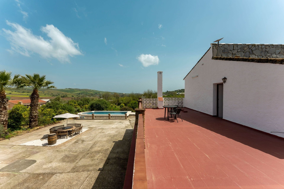 4 Bed Townhouse for sale in Coín Costa Del Sol, Málaga, Spain