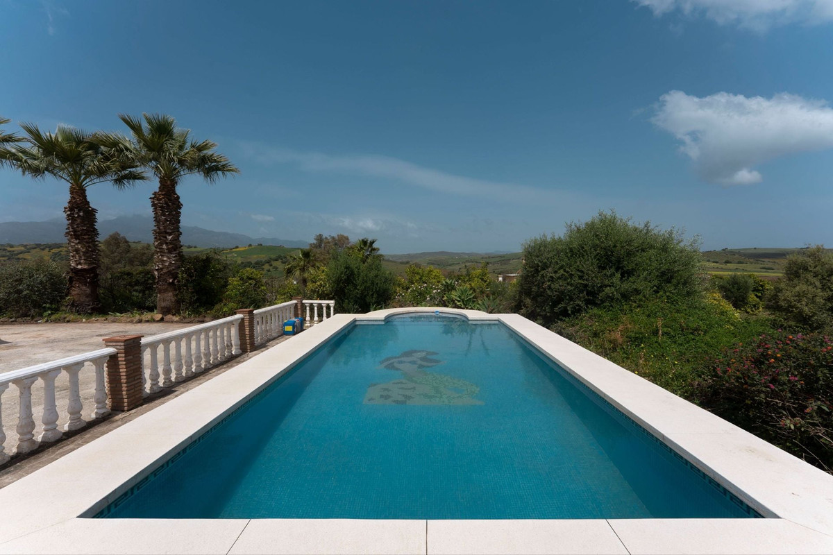 4 Bed Townhouse for sale in Coín Costa Del Sol, Málaga, Spain