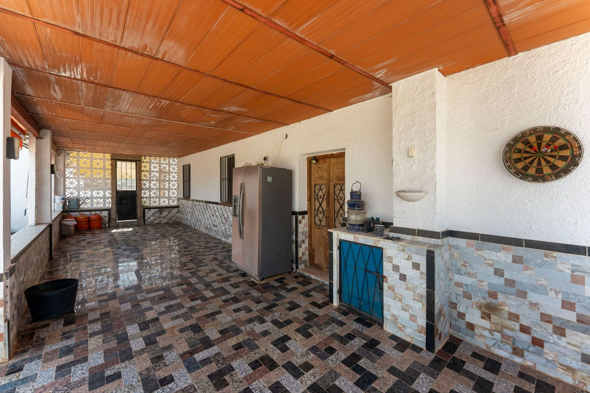 4 Bed Townhouse for sale in Coín Costa Del Sol, Málaga, Spain