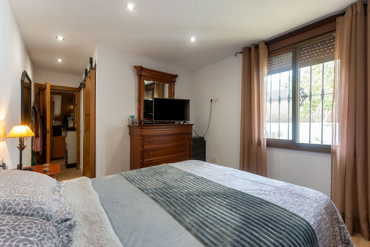 3 Bed Townhouse for sale in Coín Costa Del Sol, Málaga, Spain