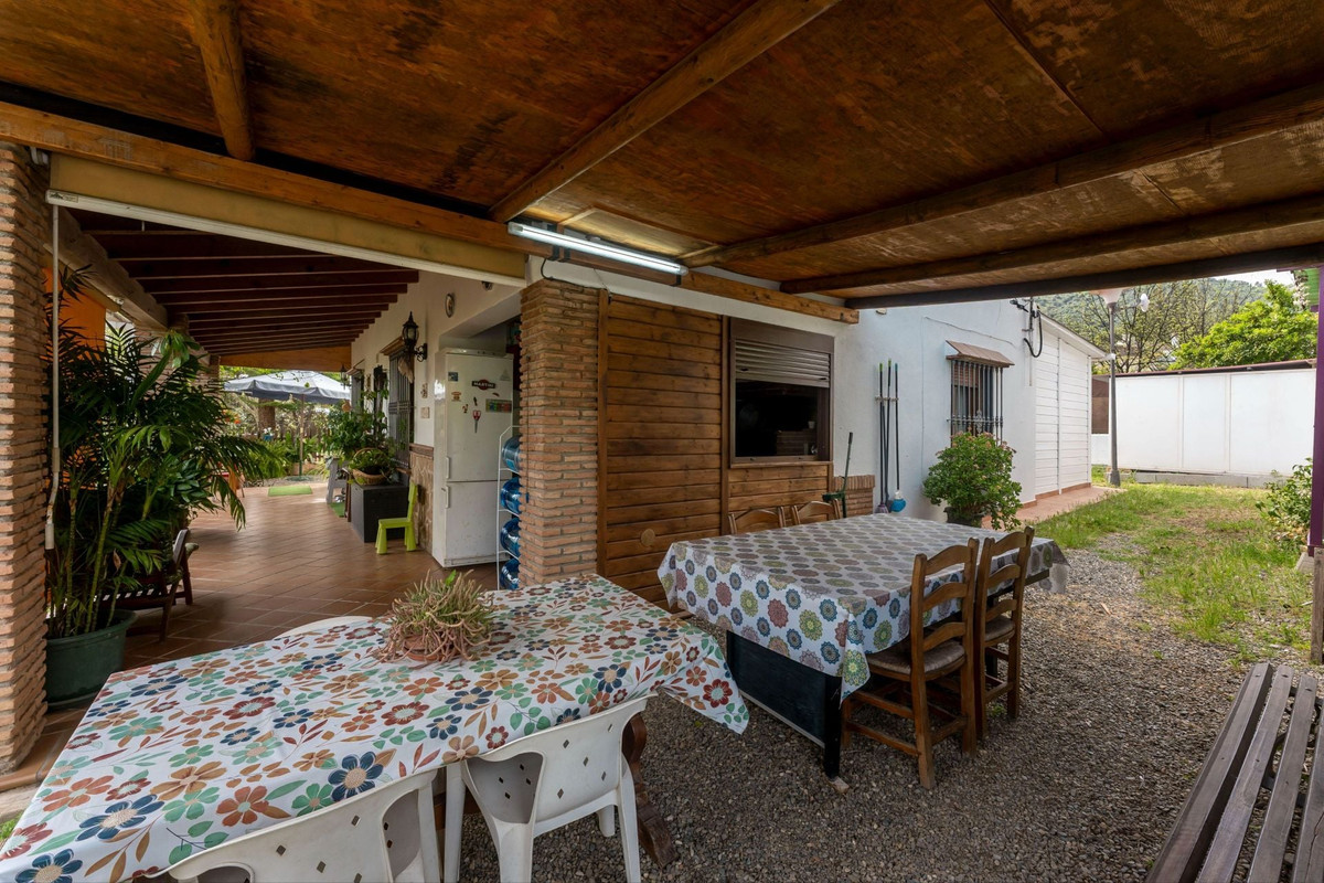 3 Bed Townhouse for sale in Coín Costa Del Sol, Málaga, Spain