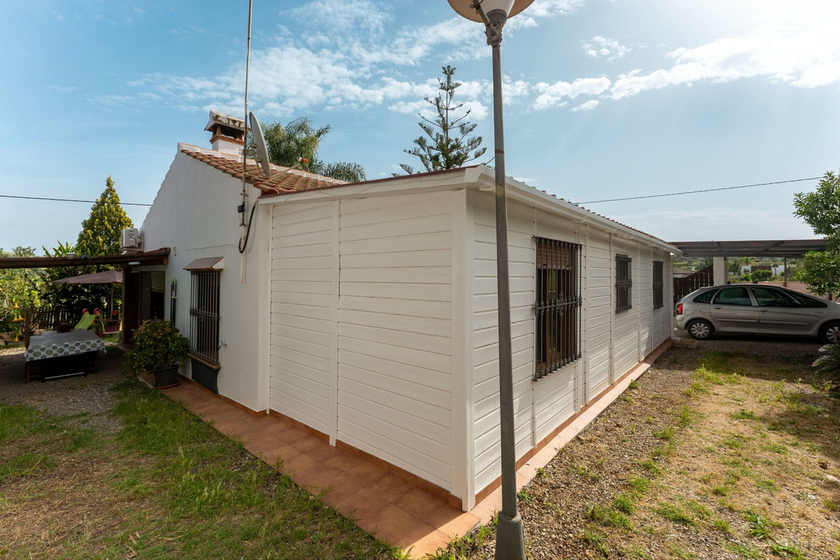 3 Bed Townhouse for sale in Coín Costa Del Sol, Málaga, Spain