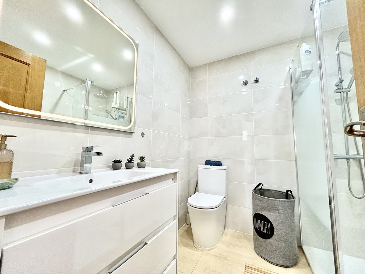 Se vende Apartamento Planta Baja de 2 dormitorios en Costa Blanca, Alicante, España