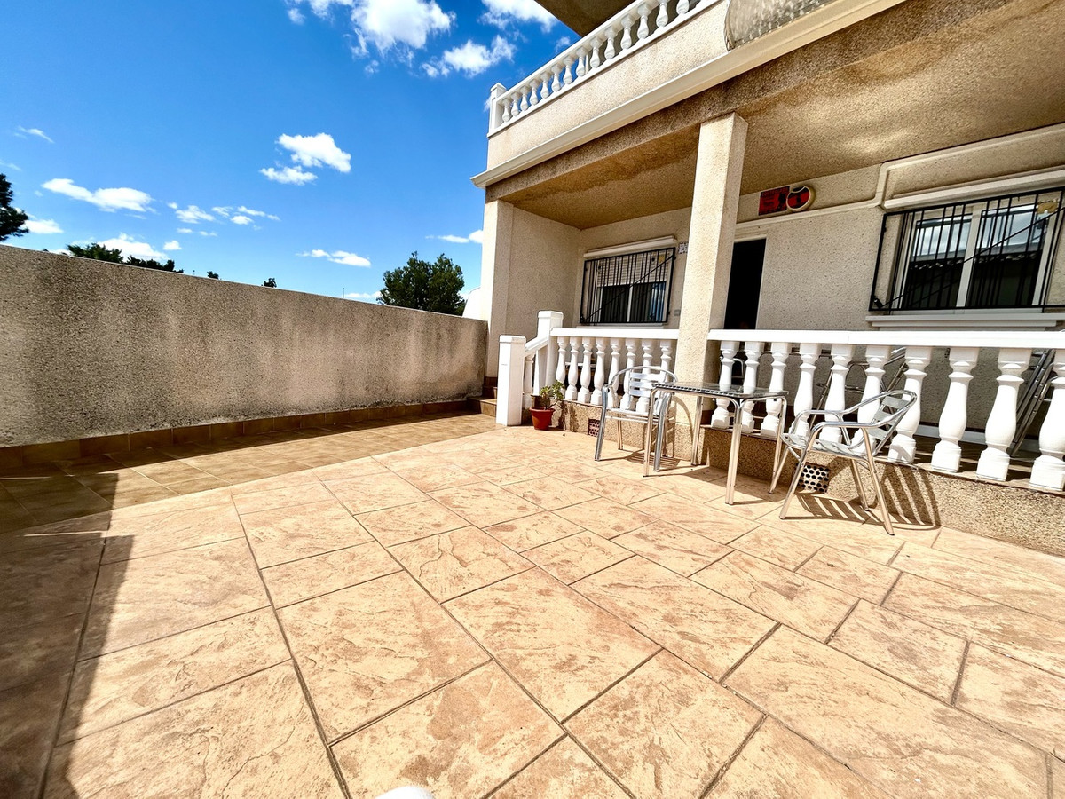 Se vende Apartamento Planta Baja de 2 dormitorios en Costa Blanca, Alicante, España
