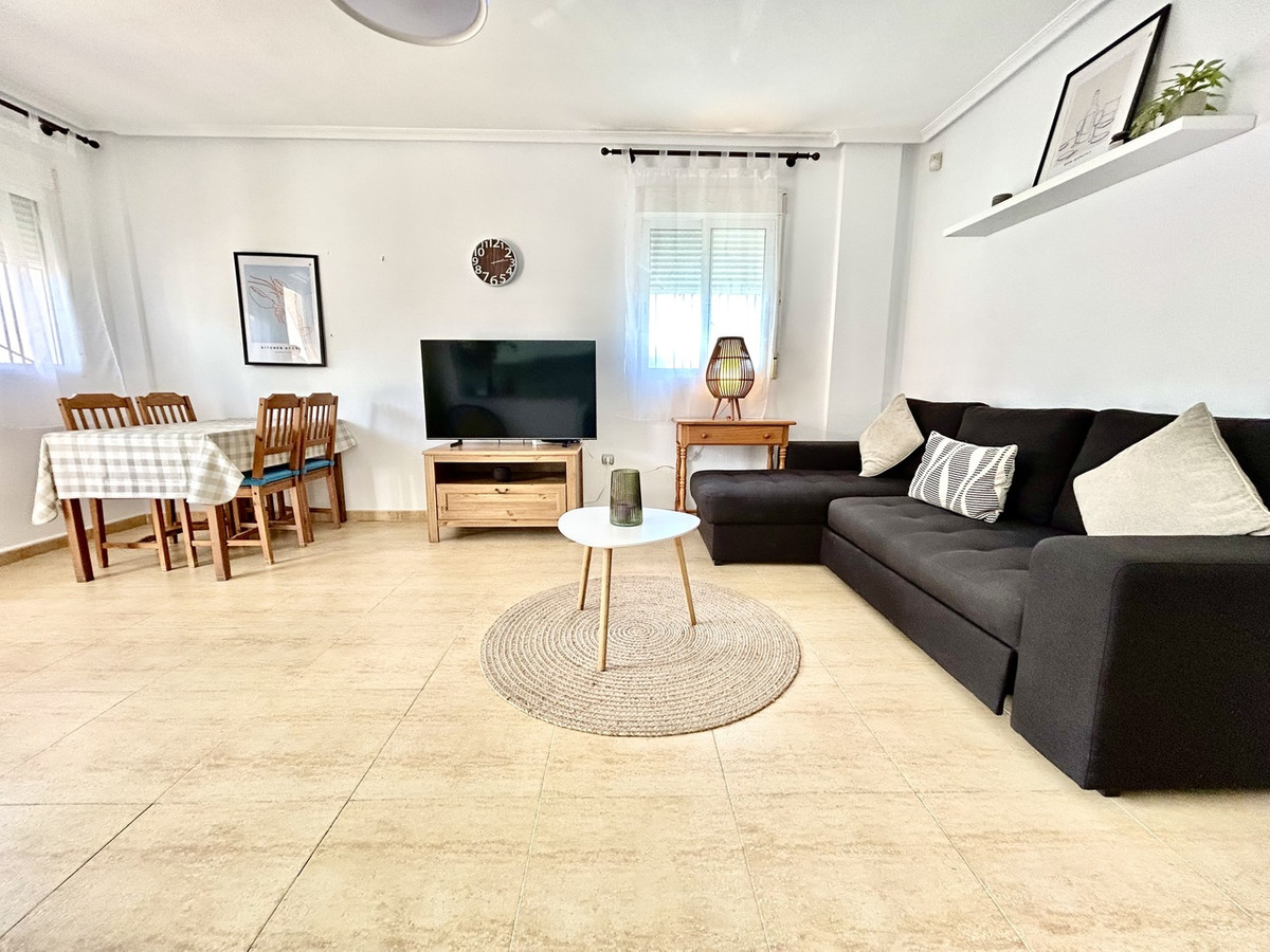 Se vende Apartamento Planta Baja de 2 dormitorios en Costa Blanca, Alicante, España