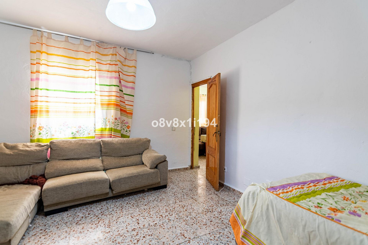 Se vende Finca - Cortijo de 3 dormitorios en Costa Del Sol, Málaga, España
