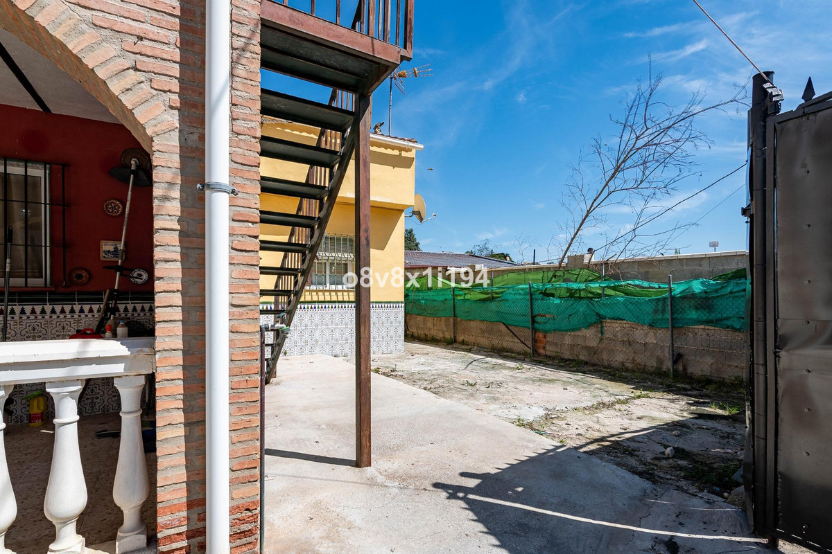 Se vende Finca - Cortijo de 3 dormitorios en Costa Del Sol, Málaga, España