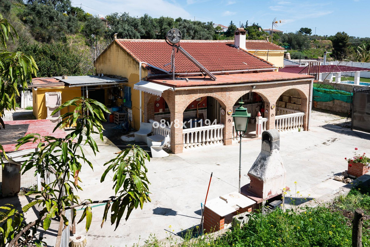 Se vende Finca - Cortijo de 3 dormitorios en Costa Del Sol, Málaga, España