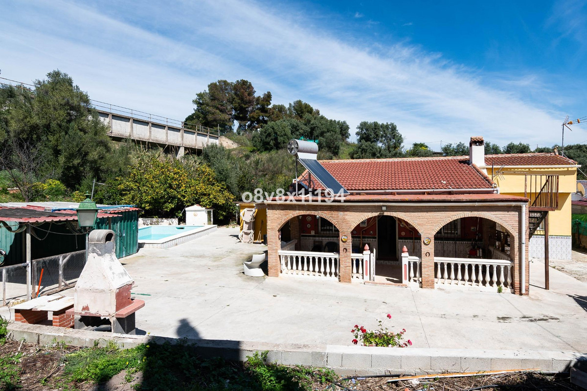 Se vende Finca - Cortijo de 3 dormitorios en Costa Del Sol, Málaga, España