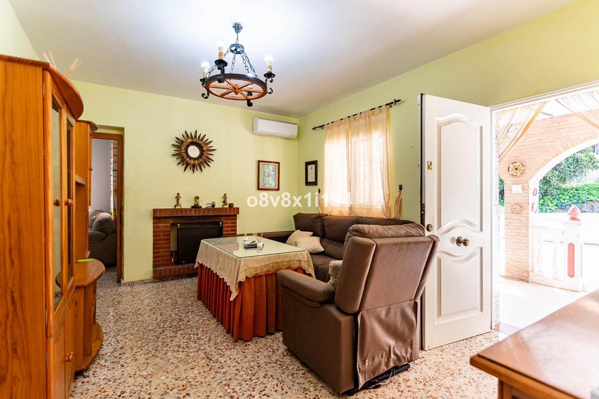 Se vende Finca - Cortijo de 3 dormitorios en Costa Del Sol, Málaga, España