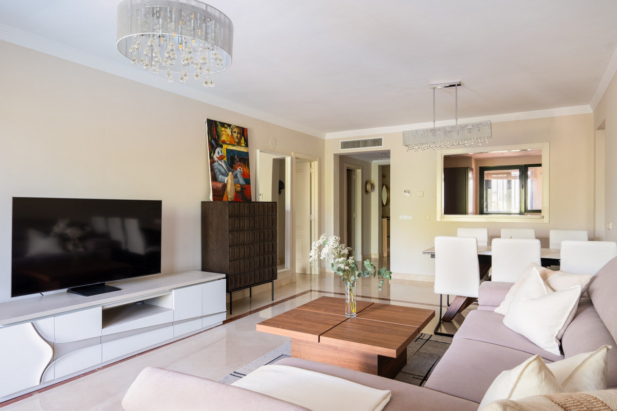 3 Bed Apartment for sale in Nueva Andalucía Costa Del Sol, Málaga, Spain