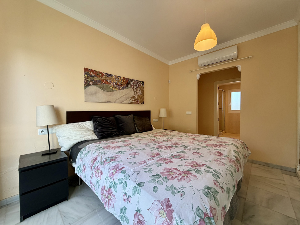 2 Bed Apartment for sale in Estepona Costa Del Sol, Málaga, Spain