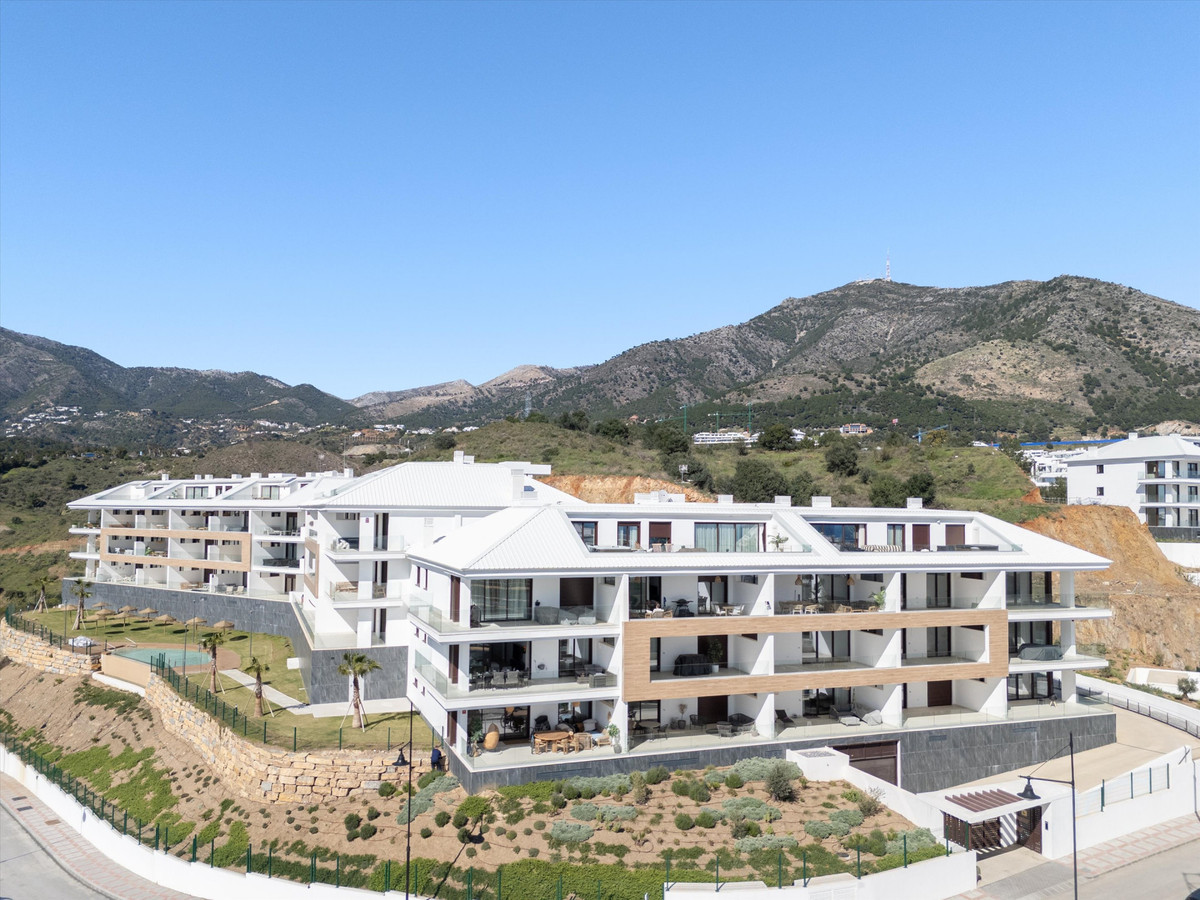Se vende Apartamento Planta Media de 2 dormitorios en Costa Del Sol, Málaga, España