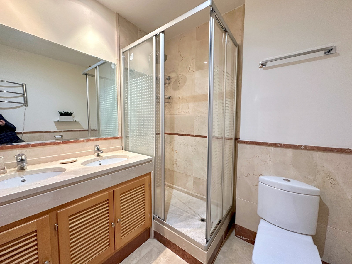 2 Bed Apartment for sale in Puerto Banús Costa Del Sol, Málaga, Spain
