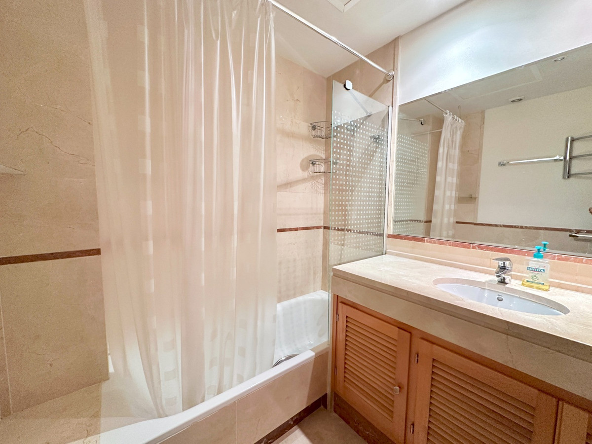 2 Bed Apartment for sale in Puerto Banús Costa Del Sol, Málaga, Spain