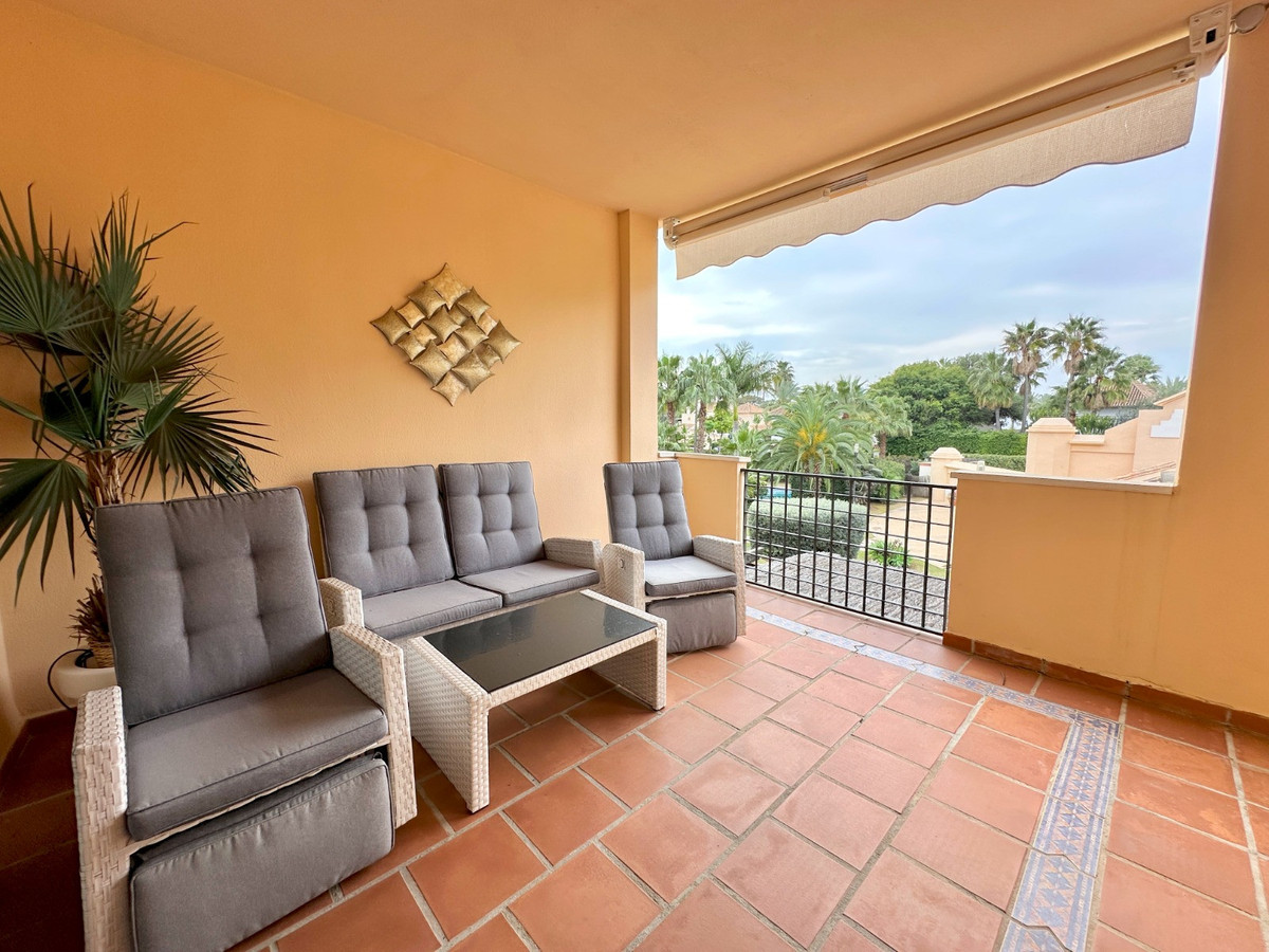2 Bed Apartment for sale in Puerto Banús Costa Del Sol, Málaga, Spain