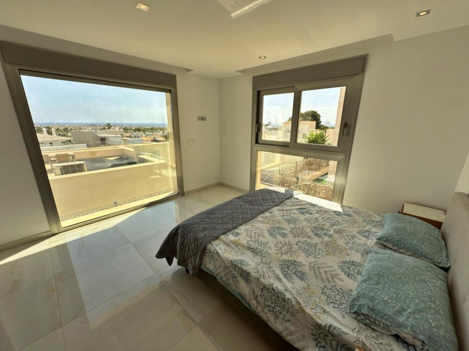 5 Bed Townhouse for sale in Villamartin Costa Blanca, Alicante, Spain