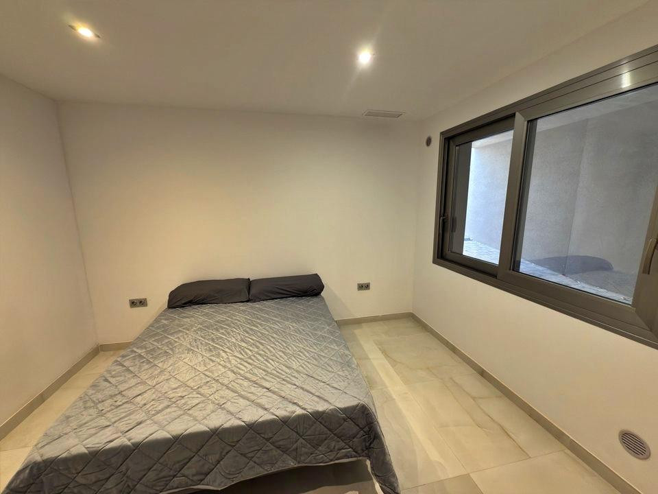 5 Bed Townhouse for sale in Villamartin Costa Blanca, Alicante, Spain