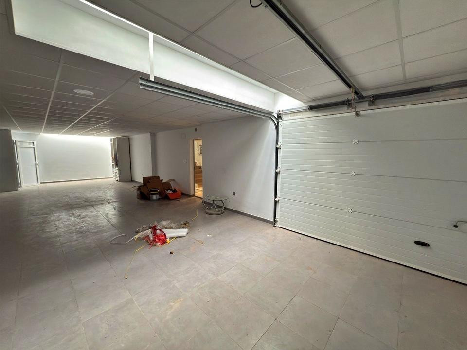 5 Bed Townhouse for sale in Villamartin Costa Blanca, Alicante, Spain