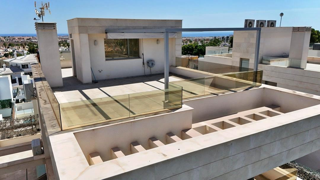 5 Bed Townhouse for sale in Villamartin Costa Blanca, Alicante, Spain