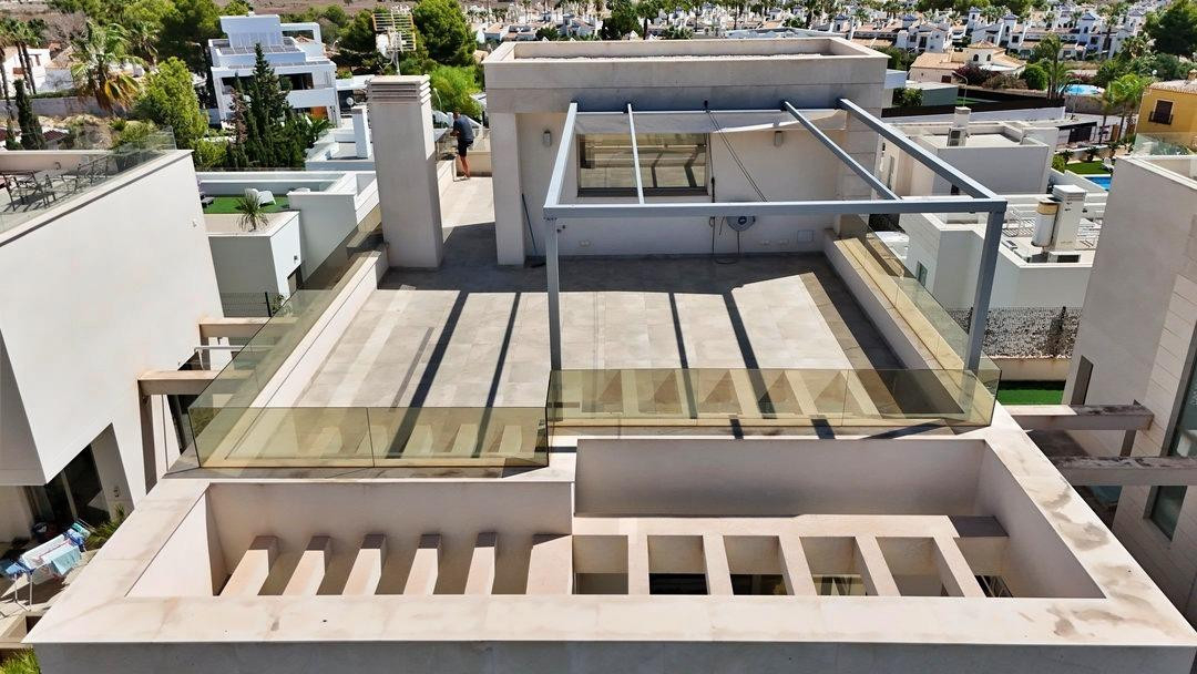 5 Bed Townhouse for sale in Villamartin Costa Blanca, Alicante, Spain