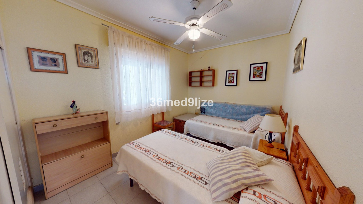 Se vende Bungalow de 2 dormitorios en Costa Calida, Murcia, España