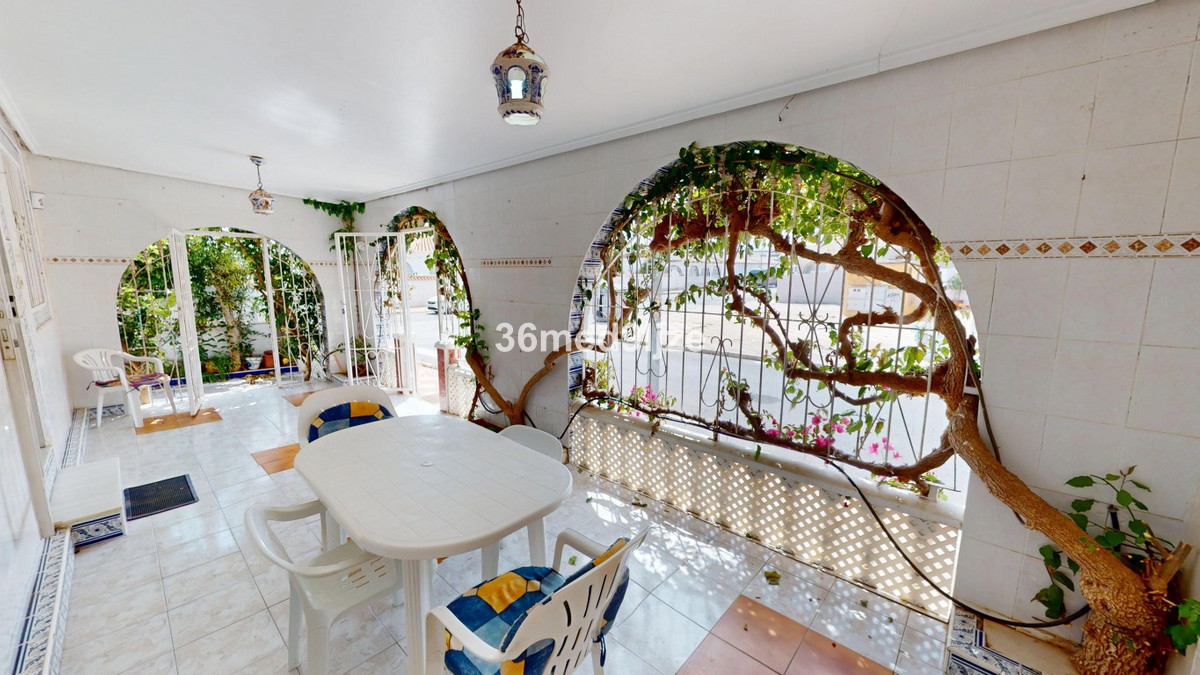 Se vende Bungalow de 2 dormitorios en Costa Calida, Murcia, España